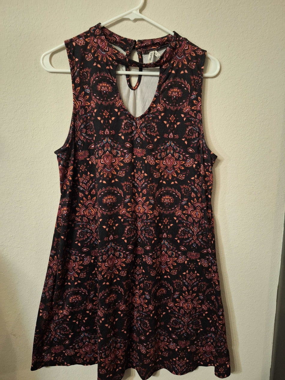 Cute Sleeveless Dress by Mudd Size L