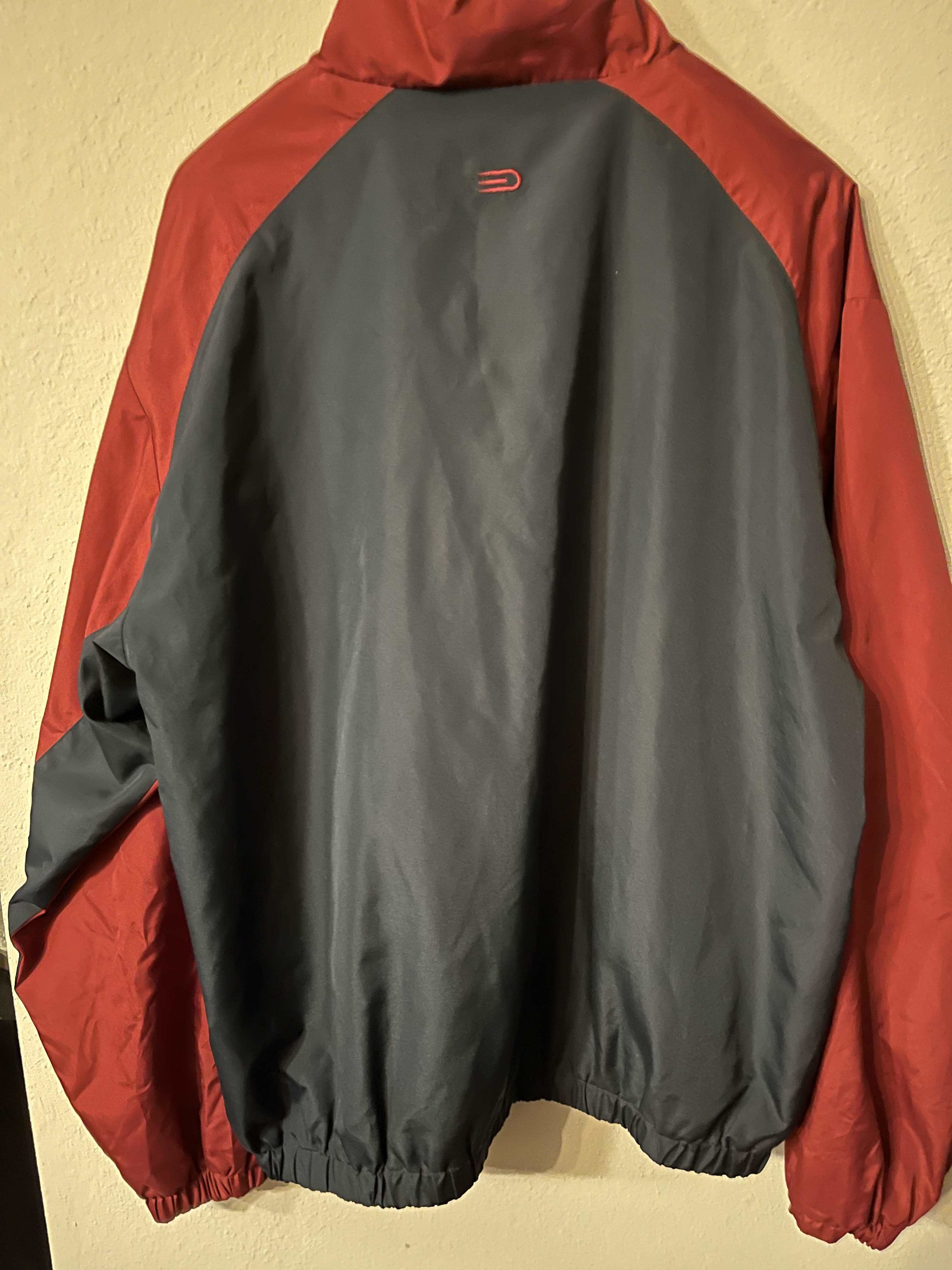 Dockers- Windbreaker Pullover. Size L -SaveEZ