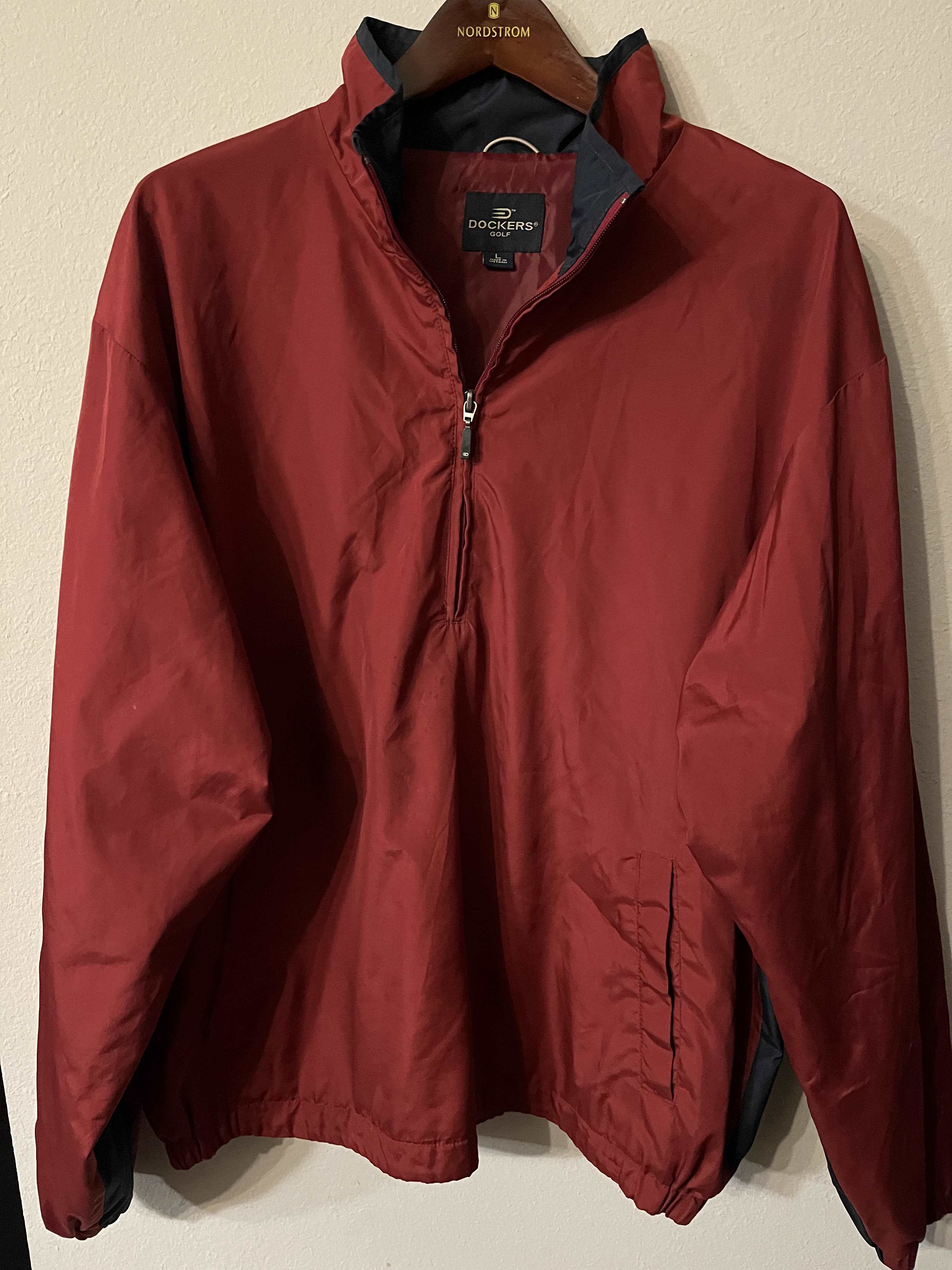 Dockers- Windbreaker Pullover. Size L -SaveEZ