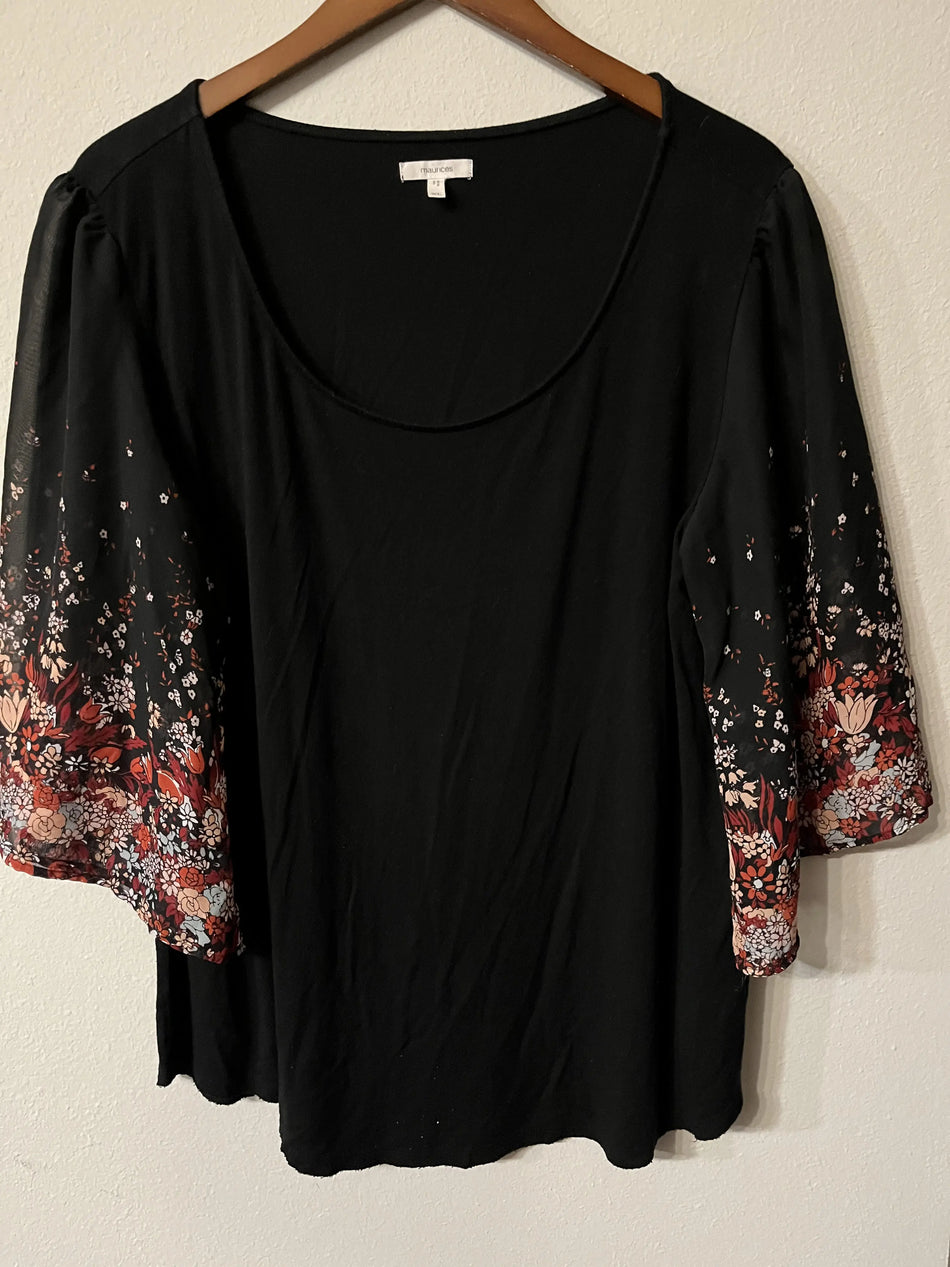 "Maurices" Size XL Wide Sleeve Top. SaveEZ SaveEZ