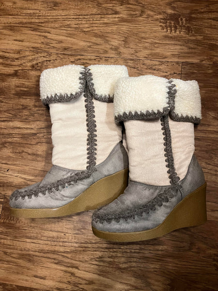 American Eage Winter fur lined snow boot. Size 7 W-Zshop SaveEZ.com